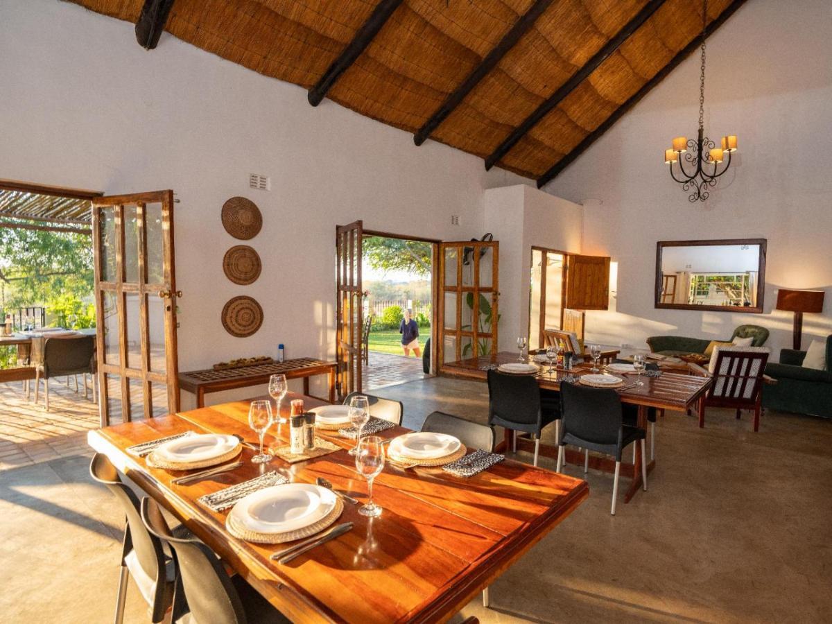 Drift Inn Victoria Falls Exterior photo